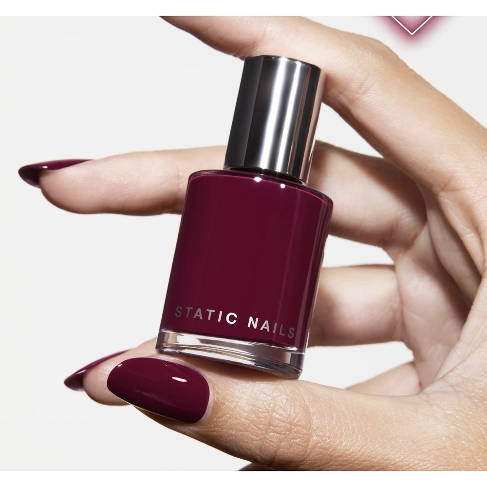 Static Nails Liquid Glass Nail Lacquer Full Coverage 12ml‎ .41oz SCARLET maroon